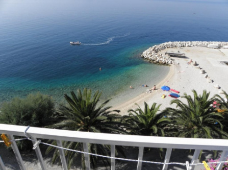 Room in Podgora with sea view, balcony, air conditioning, Wi-Fi (214-9)