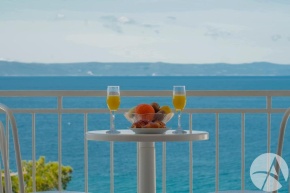Seaview Rooms with Breakfast & Free parking