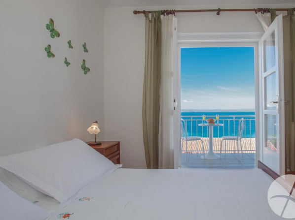 Seaview Rooms with breakfast