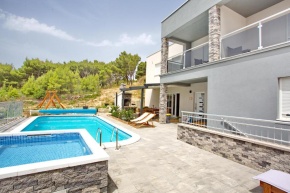 Villa Sara with Sea View and Private Heated Pool